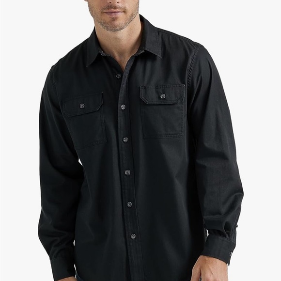 Wrangler Other - Wrangler Premium Quality Comfort Flex Button Down Shirt Men’s‎ Medium